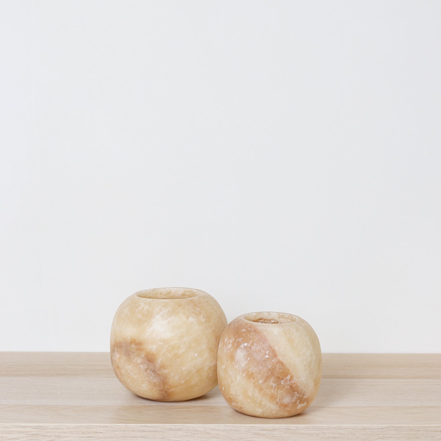 Kant en klare bruine Alabaster sets