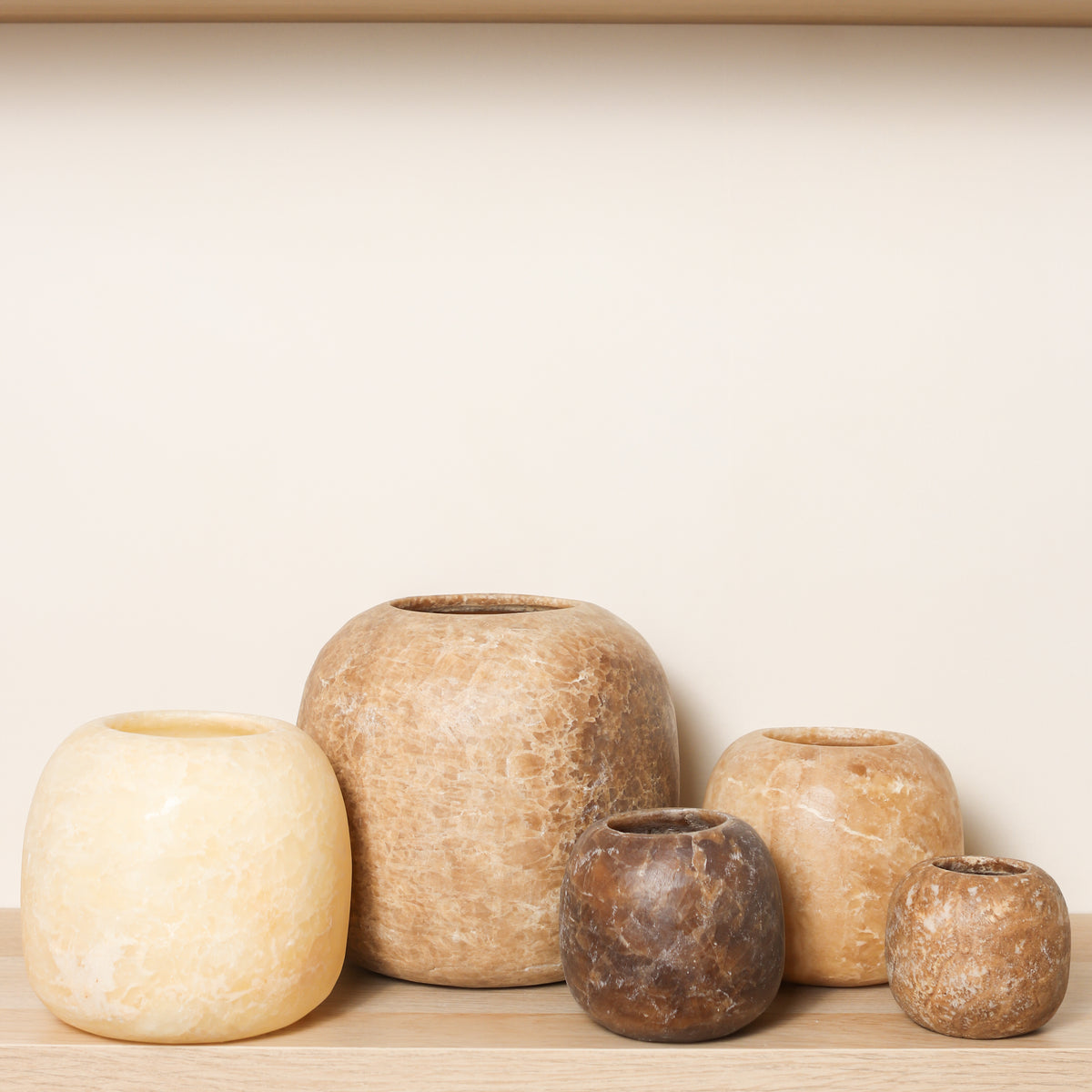 Kant en klare bruine Alabaster sets | Round