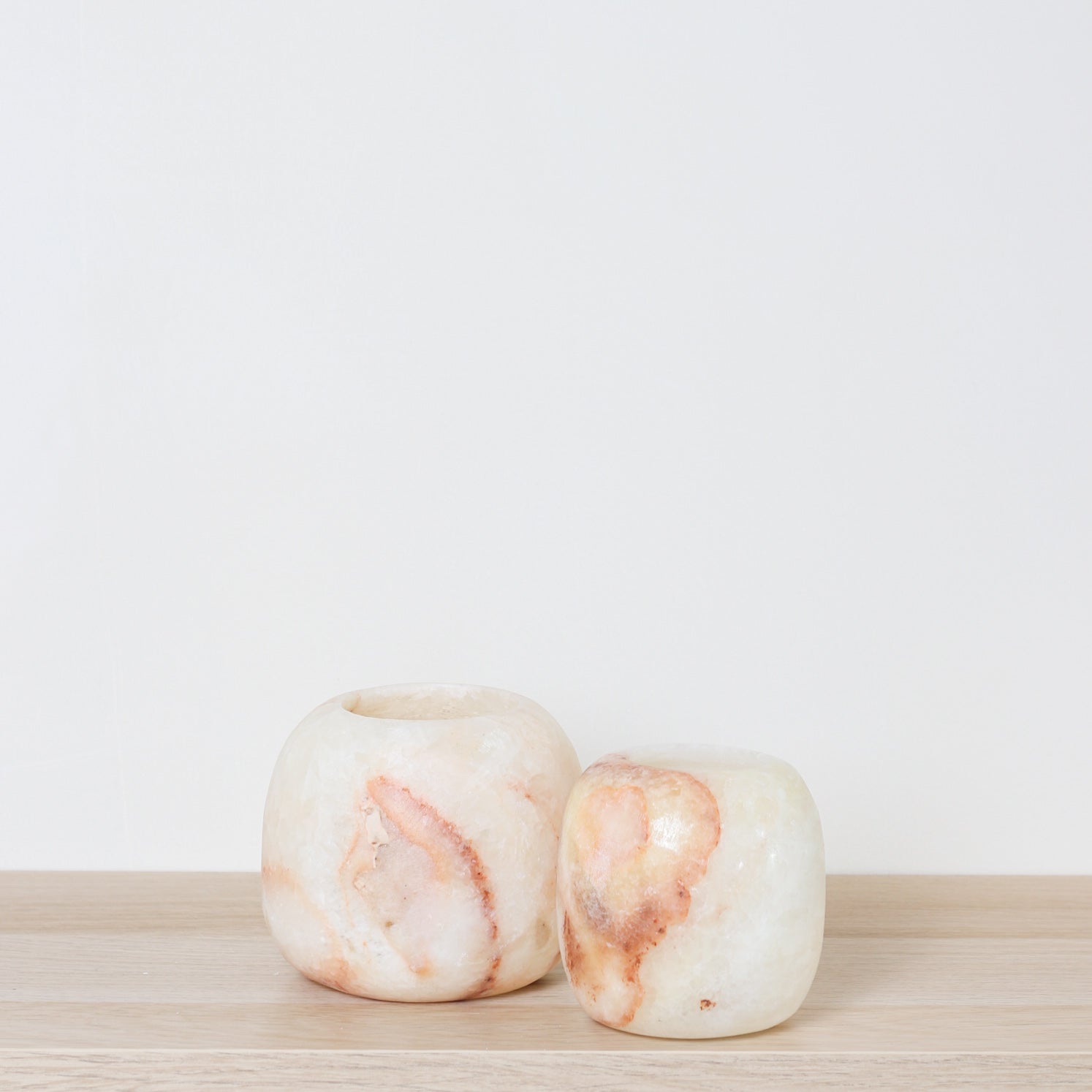 Kant en klare bruine Alabaster sets