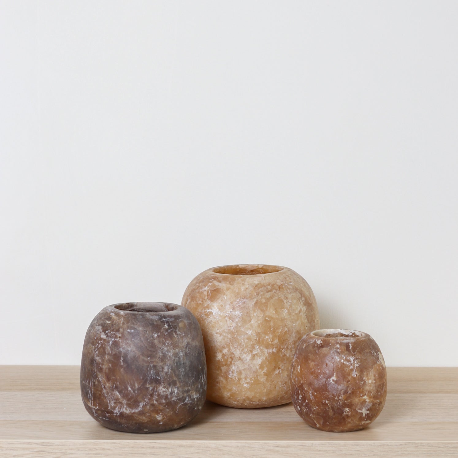 Kant en klare bruine Alabaster sets