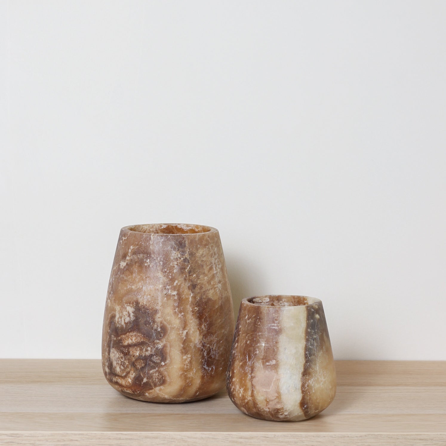 Kant en klare bruine Alabaster sets