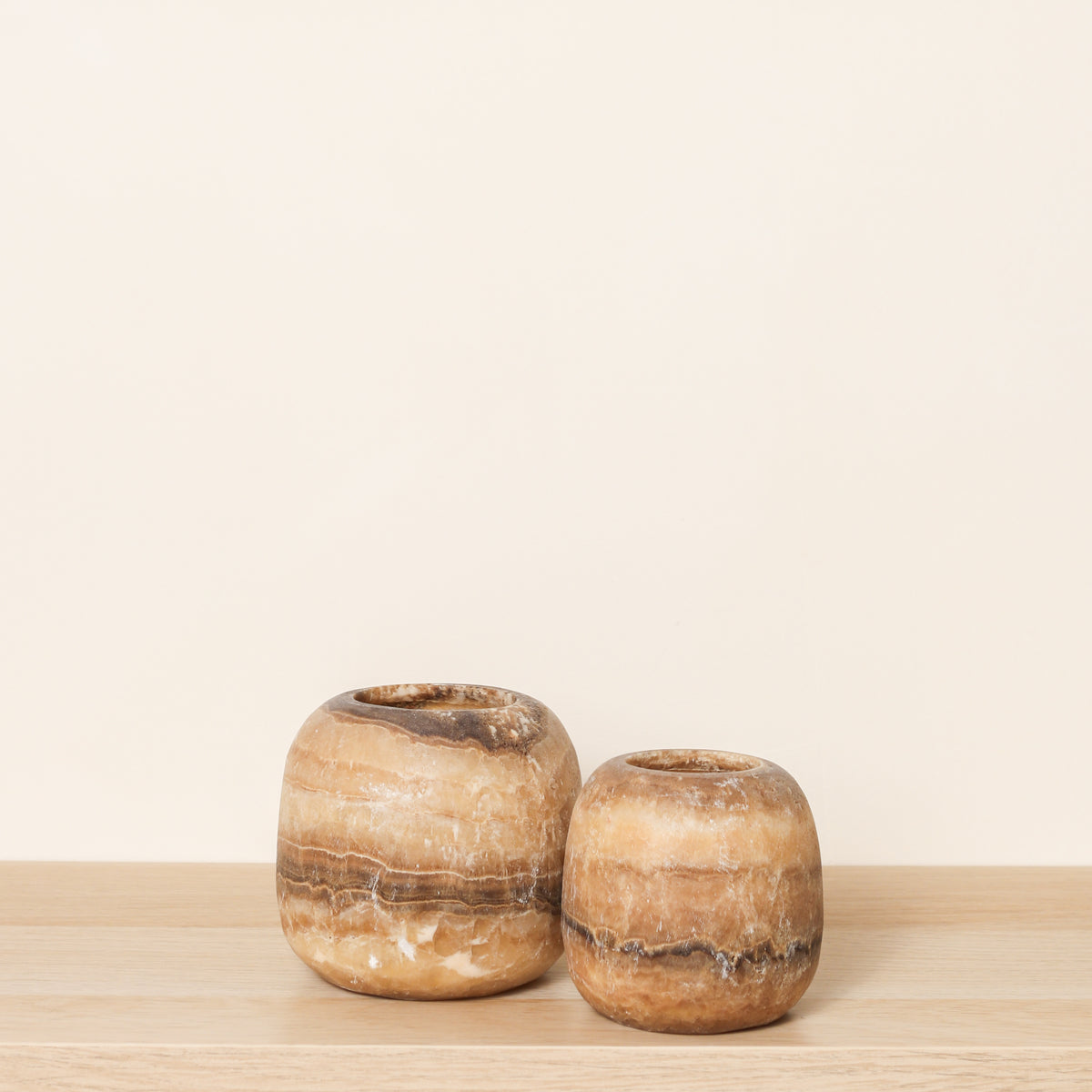 Kant en klare bruine Alabaster sets | Round