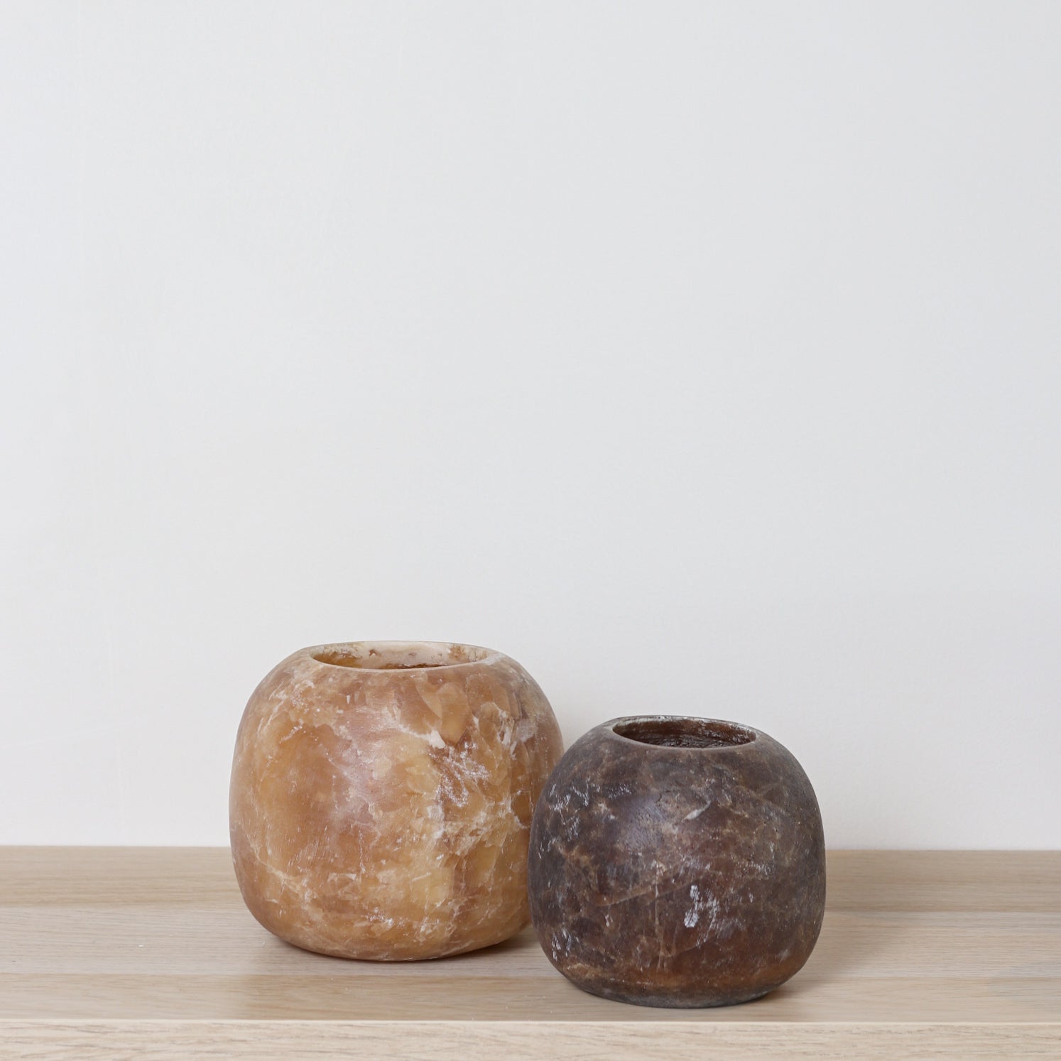Kant en klare bruine Alabaster sets