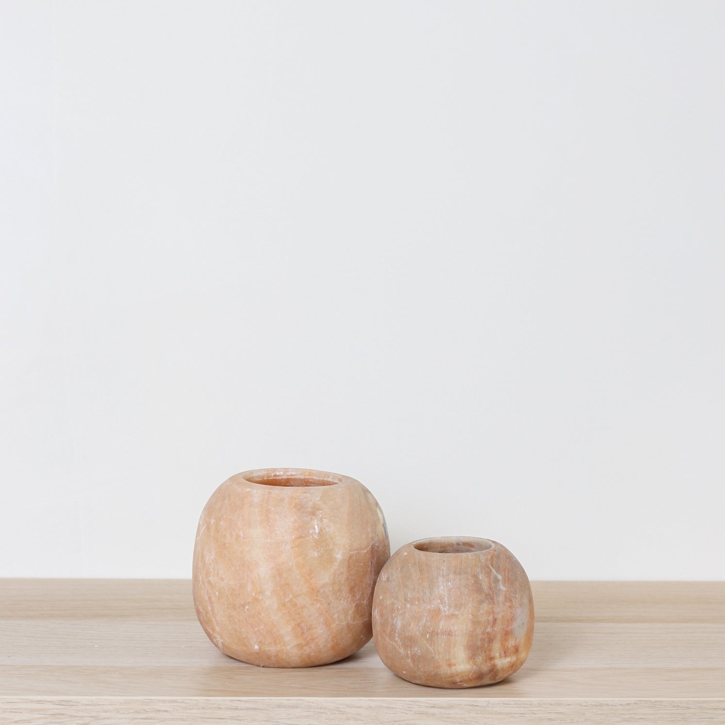 Kant en klare bruine Alabaster sets