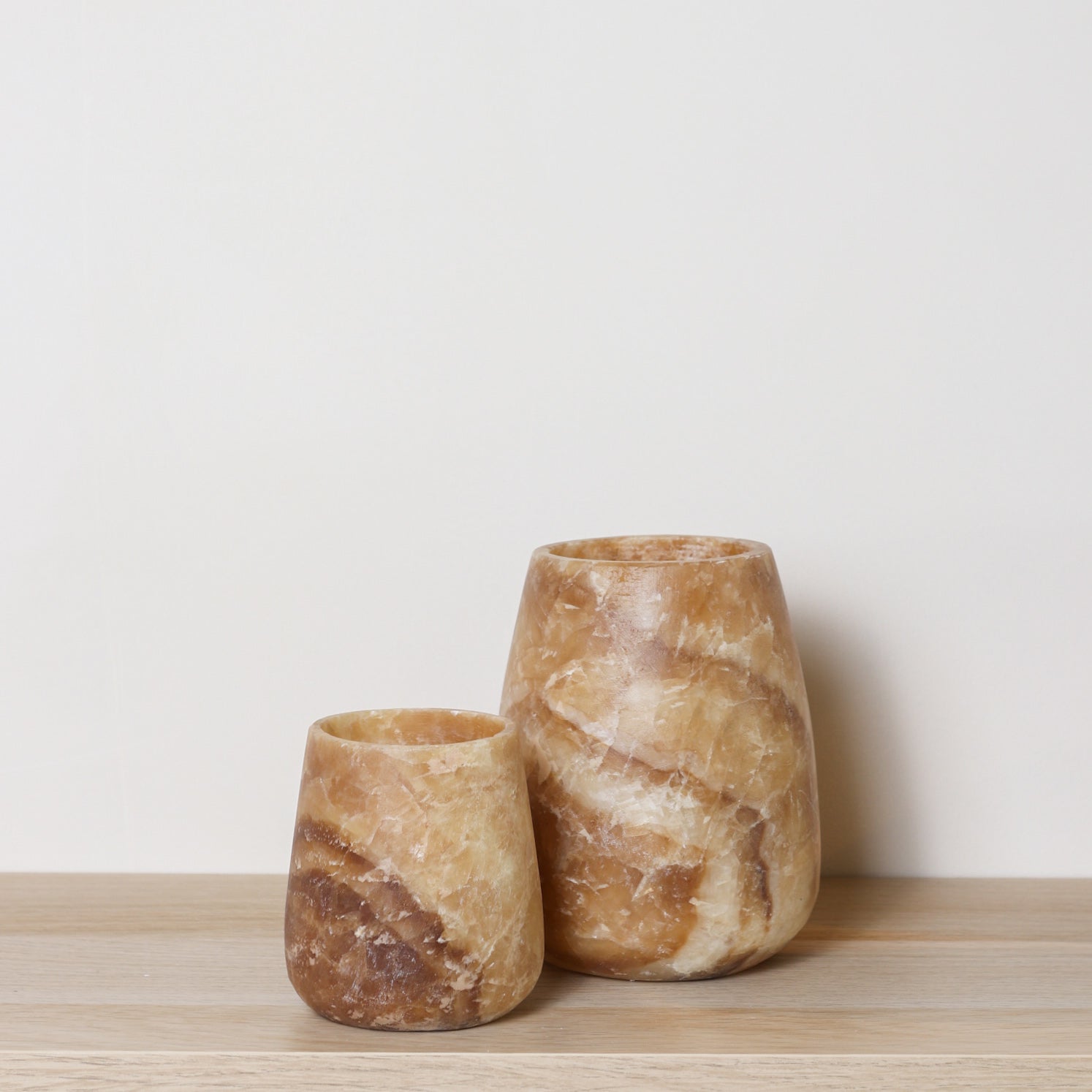 Kant en klare bruine Alabaster sets