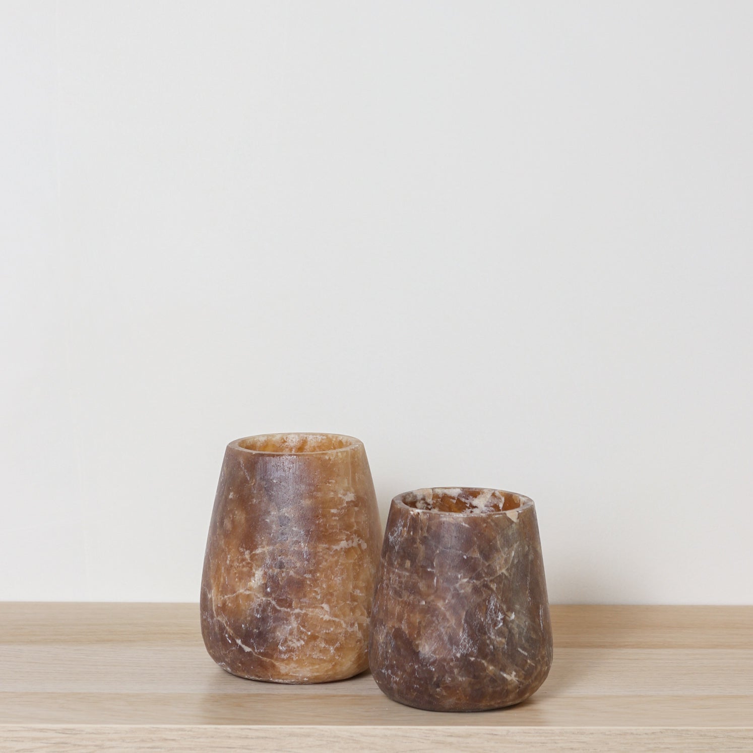 Kant en klare bruine Alabaster sets