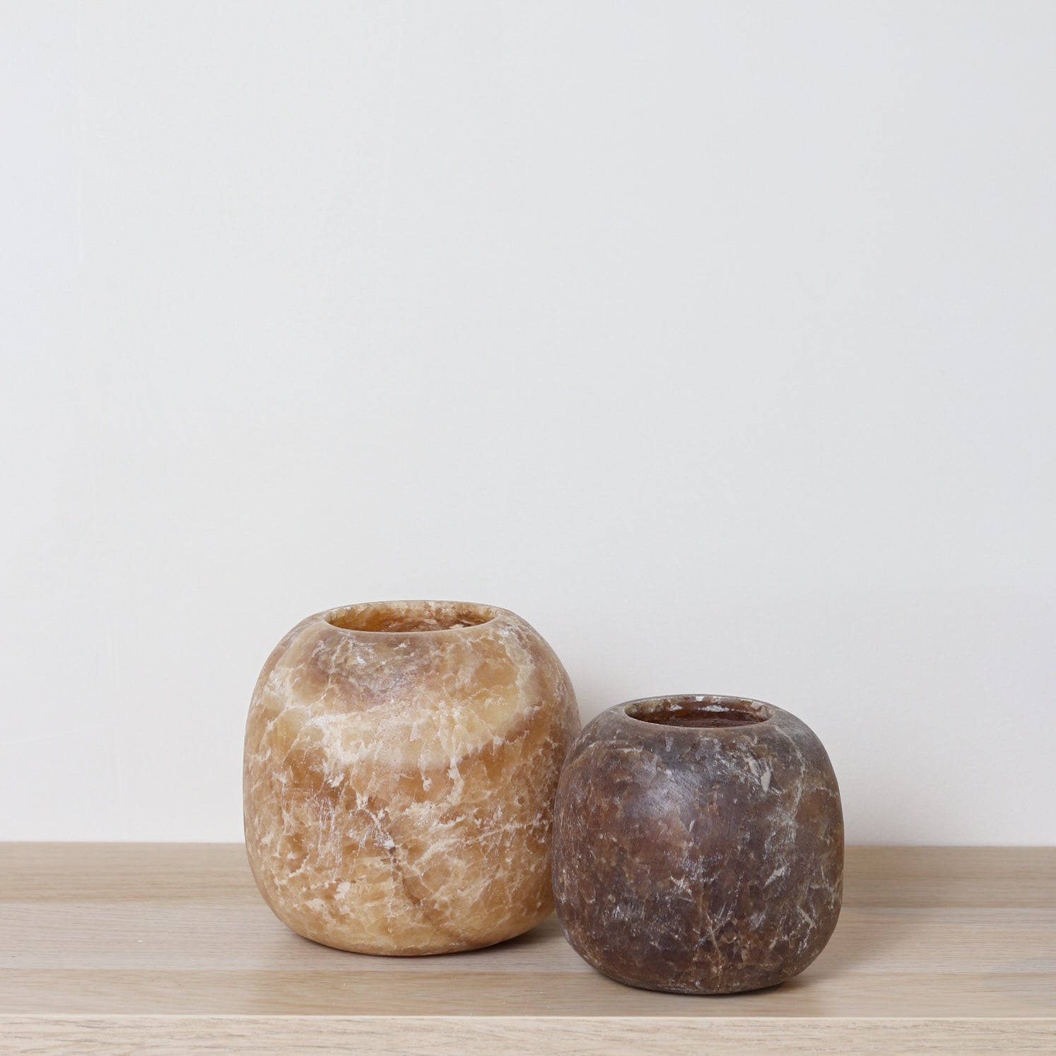 Kant en klare bruine Alabaster sets