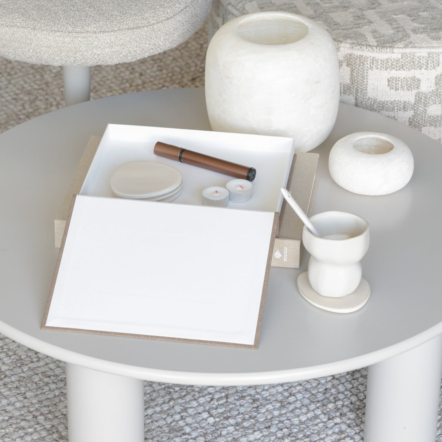 luxe linnen koffietafelboek opbergruimte salontafel decoratie