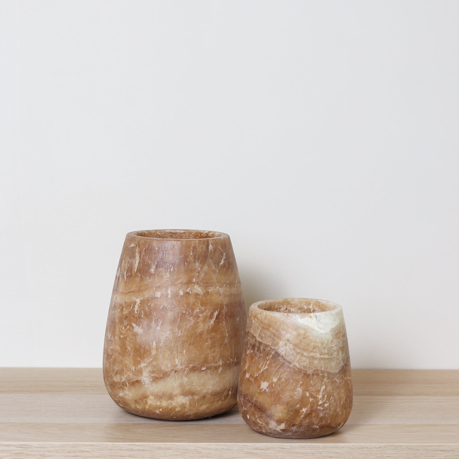 Kant en klare bruine Alabaster sets