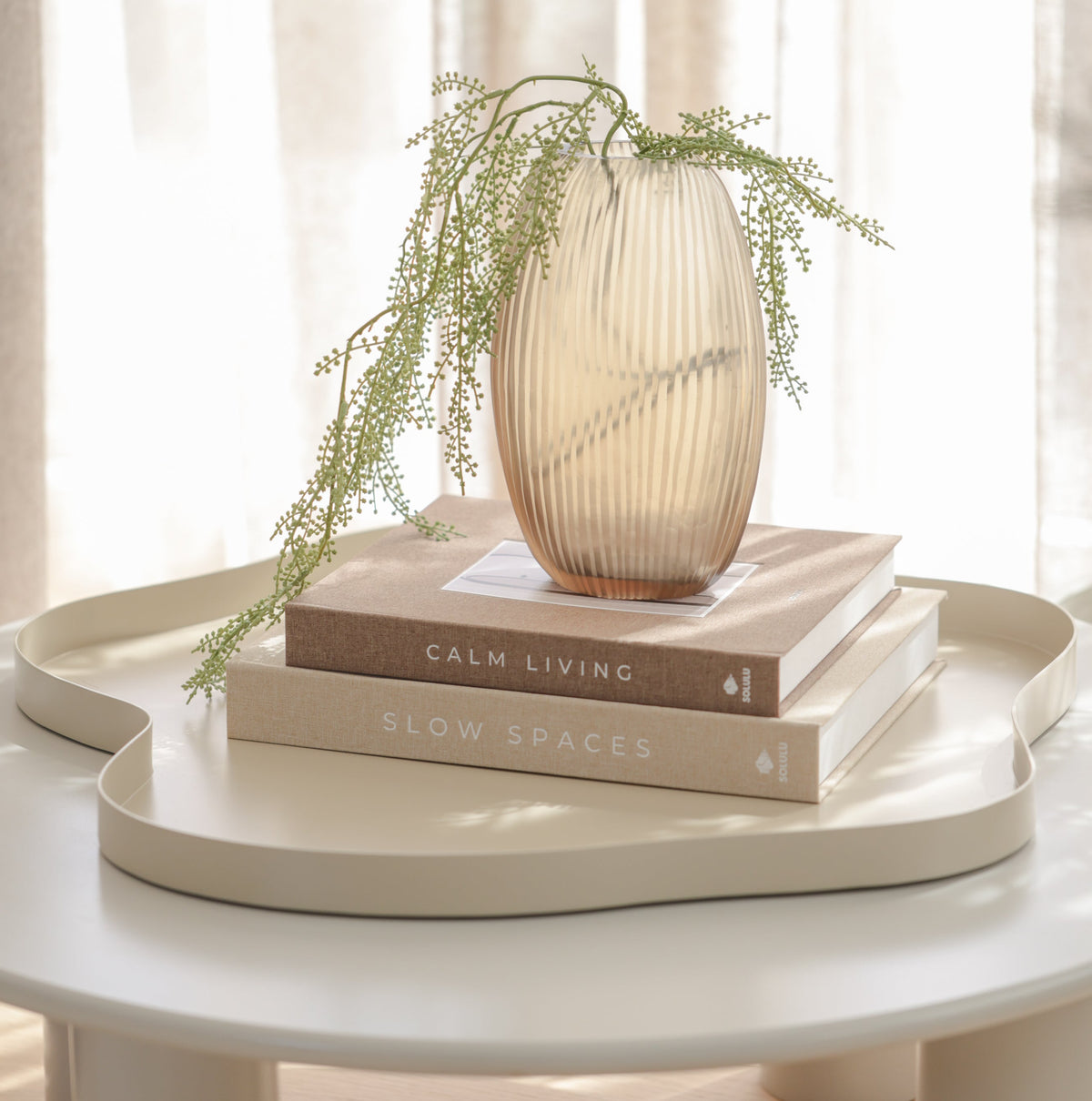 Groot organisch beige dienblad Ø60 cm