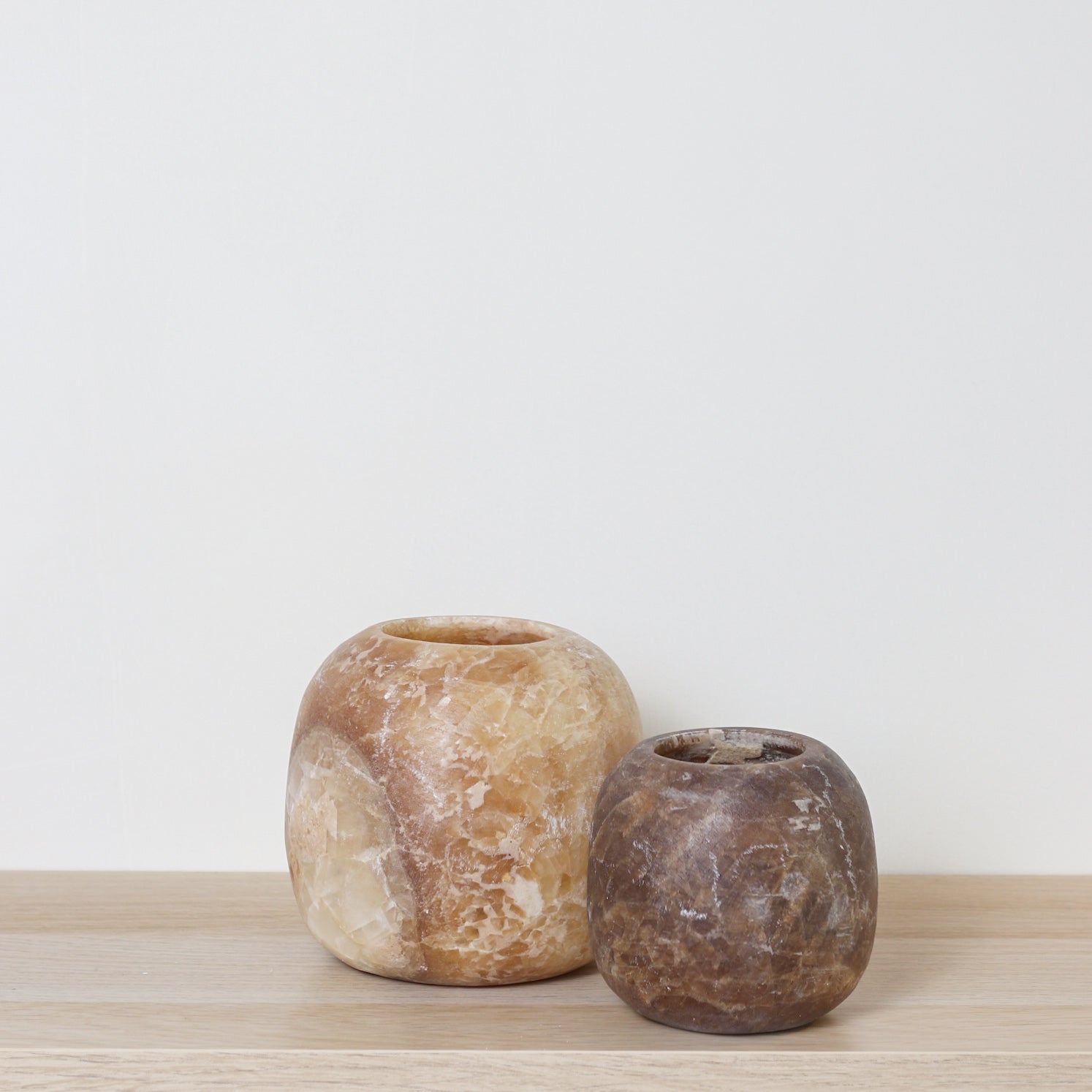 Kant en klare bruine Alabaster sets