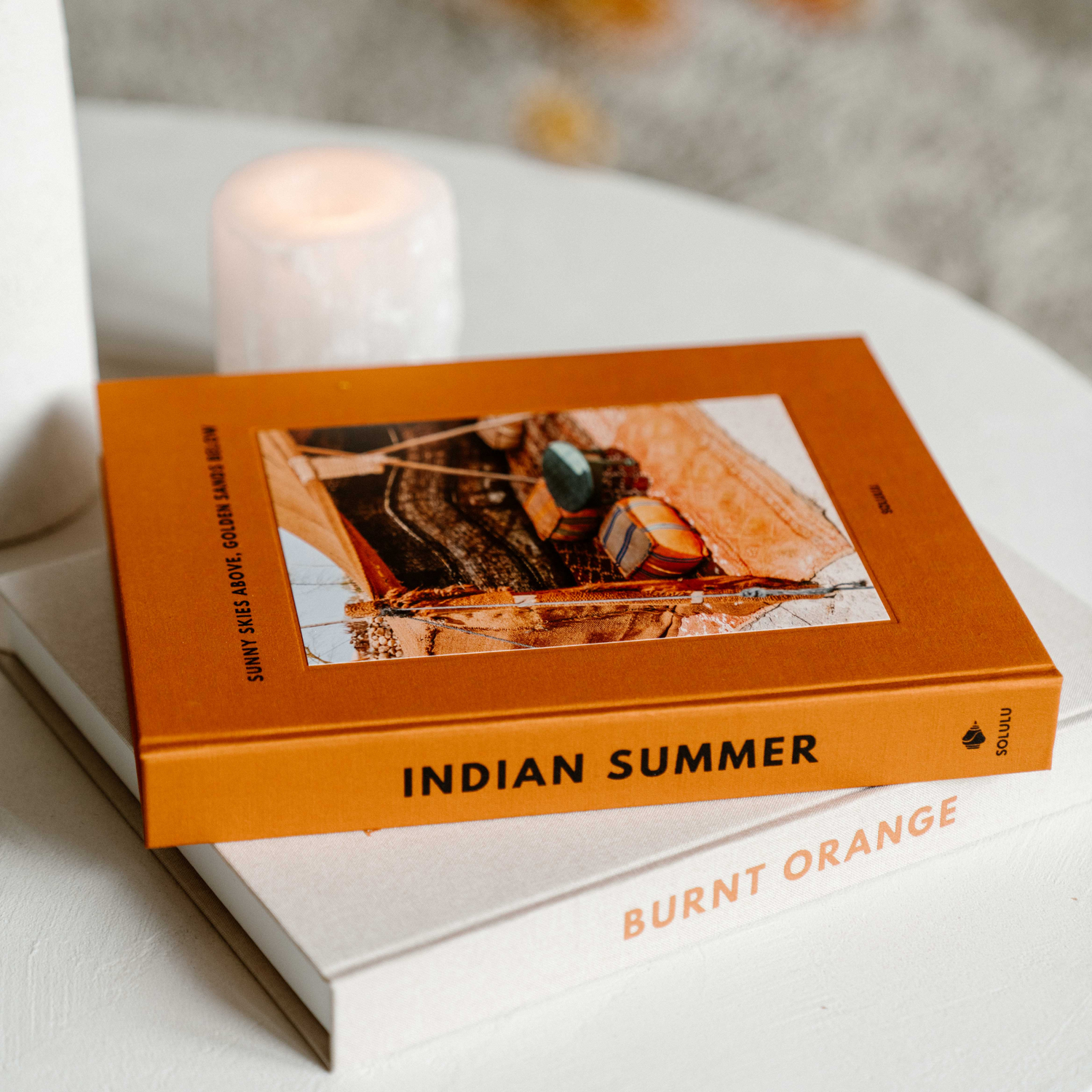 Solulu opbergboek | koffietafelboek met opbergruimte | oranje beige 